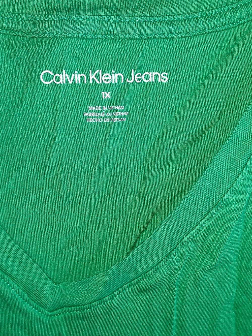 Calvin Klein Green V-Neck Logo Tee - Picture 2 of 2